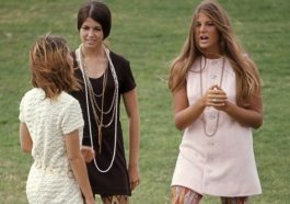 Cool Photos of High School Fashion In 1969 2