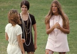 Cool Photos of High School Fashion In 1969 1