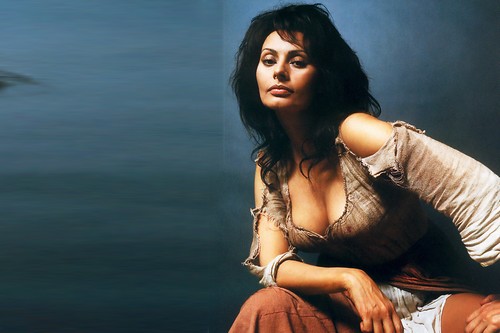 10 Timeless Hot Women