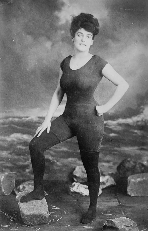 Annette Kellerman promotes women’s right to wear a fitted one-piece bathing suit, 1907. She was arrested for indecency.