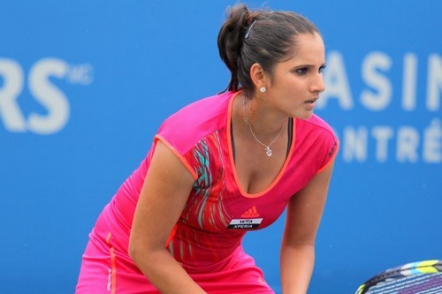 Sania Mirza Hot Cleavage 2015