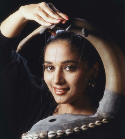 Rare Unseen Pictures of Madhuri Dixit