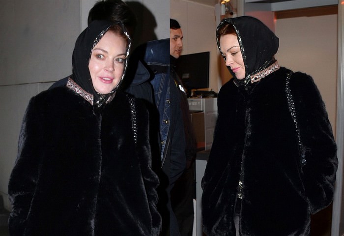 Lindsay Lohan Wearing Head Scarf in Turkey